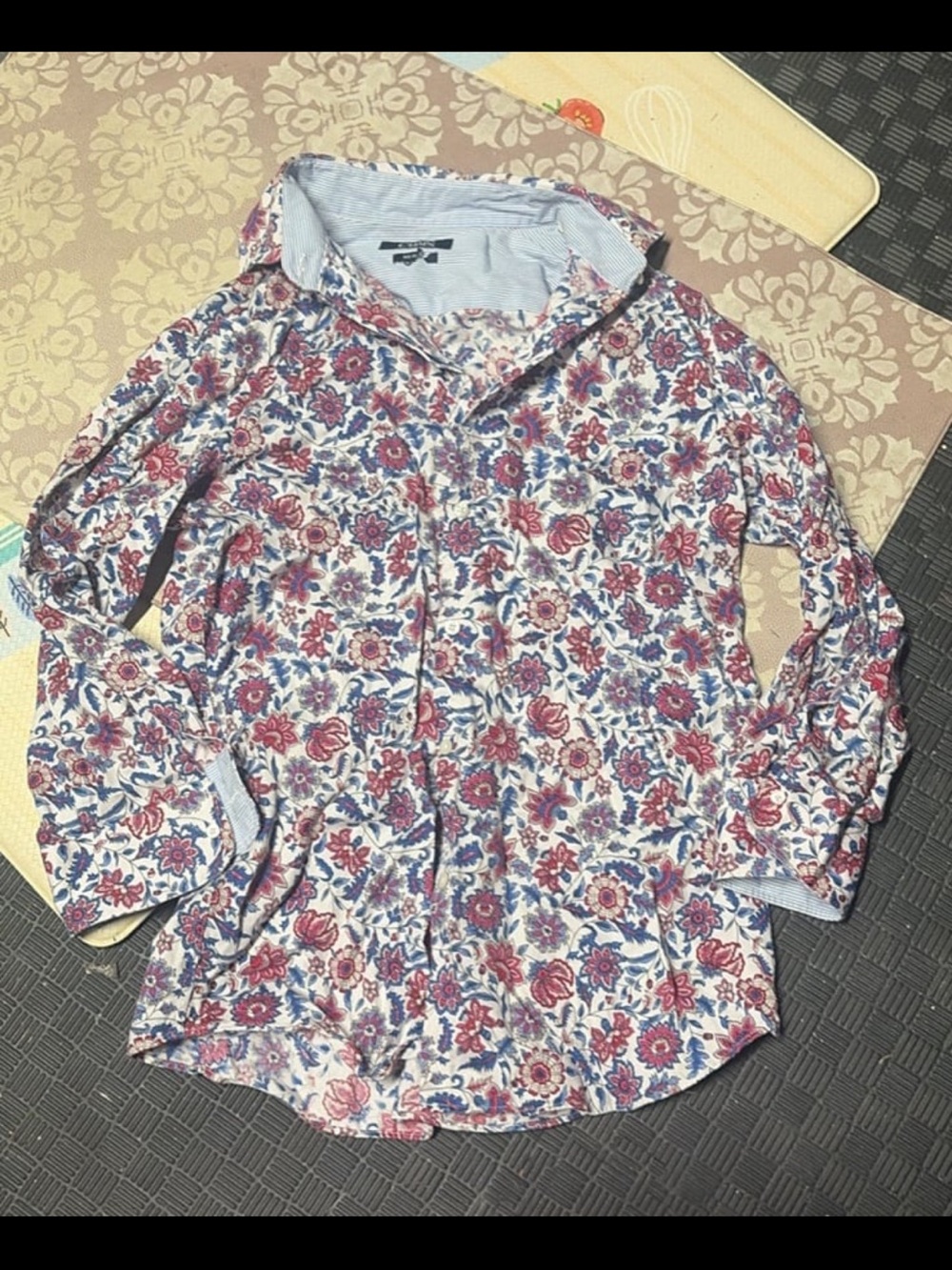 Chaps Pink & Blue Floral Button-Down Shirt